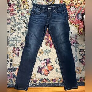 EUC Kancan skinny jeans size 27
